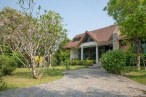 THAN KhaoYai Pak Chong 2-7 ppl & Private Lake